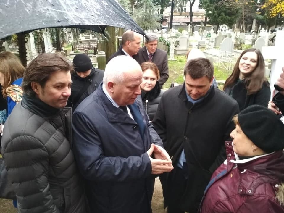   :     dqxikeidqxiqqeant