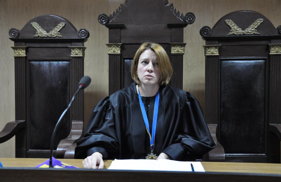 Суддя Алла Троцька dqxikeidqxitkant