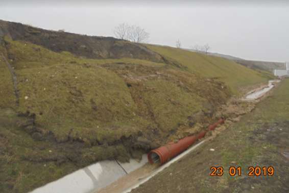 Ð£Ð¶Ðµ Ñ€Ð°ÑÐ¿Ð¾Ð»Ð·Ð°ÐµÑ‚ÑÑ: Ð² ÑÐµÑ‚ÑŒ ÑÐ»Ð¸Ð»Ð¸ ÑÐµÐºÑ€ÐµÑ‚Ð½Ñ‹Ðµ Ð´Ð¾ÐºÑƒÐ¼ÐµÐ½Ñ‚Ñ‹ Ð¿Ð¾ ÐšÑ€Ñ‹Ð¼ÑÐºÐ¾Ð¼Ñƒ Ð¼Ð¾ÑÑ‚Ñƒ