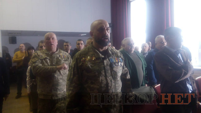 Съезд партии Воины АТО выдвинул кандидатом в президенты полковника Кривоноса 02 Съезд партии Воины АТО выдвинул кандидатом в президенты полковника Кривоноса 02 dqxikeidqxiqqeant