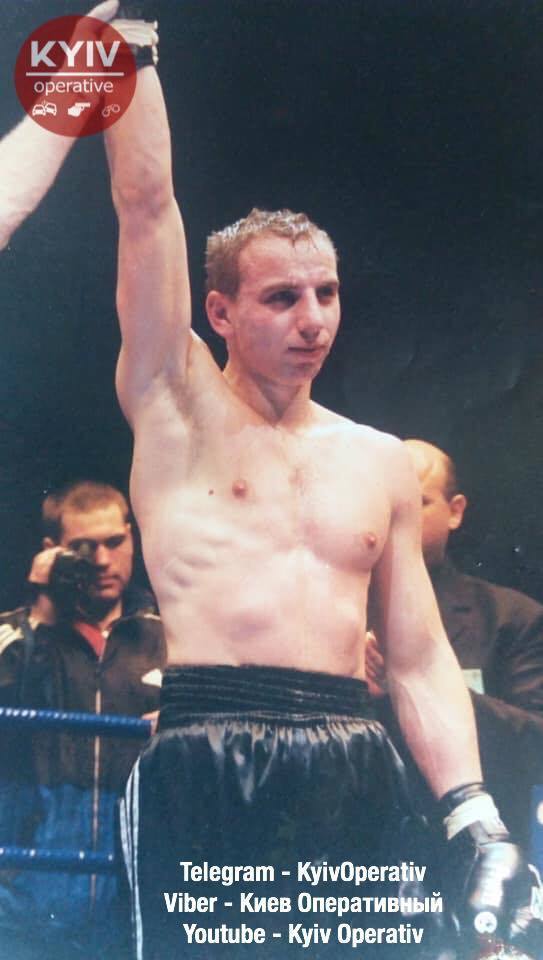 Профессиональный боксер: раскрыта личность мужчины, избившего в Киеве подростка за снежок