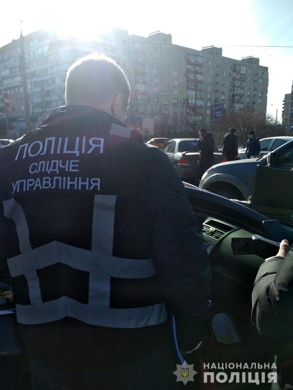 Двое чиновников задержаны при получении 700 тысяч взятки в Запорожье, - Нацполиция 01 Двое чиновников задержаны при получении 700 тысяч взятки в Запорожье, - Нацполиция 01 dqxikeidqxiqqeant