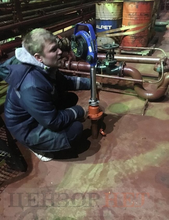   Black fuel   :      8-10  ,    $300 .   , -  03