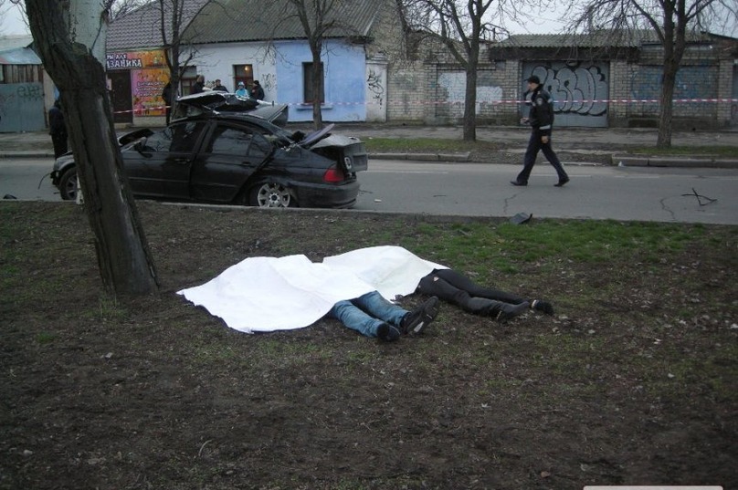 ÐÑвÑий полиÑейÑкий, ÑбивÑий ÑеÑвеÑÑÑ
лÑдей, оÑÑидел лиÑÑ Ð½ÐµÑколÑко меÑÑÑев