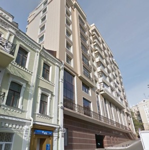 Круглоуніверситетська 3