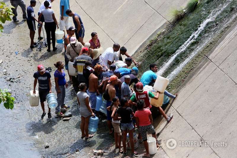 Ð’ÐµÐ½ÐµÑÑƒÑÐ»Ð° Ð¾Ð±ÑŠÑÐ²Ð¸Ð»Ð° Ñ‡Ñ€ÐµÐ·Ð²Ñ‹Ñ‡Ð°Ð¹Ð½Ð¾Ðµ Ð¿Ð¾Ð»Ð¾Ð¶ÐµÐ½Ð¸Ðµ: Ñ‡Ñ‚Ð¾ Ð¿Ñ€Ð¾Ð¸Ð·Ð¾ÑˆÐ»Ð¾