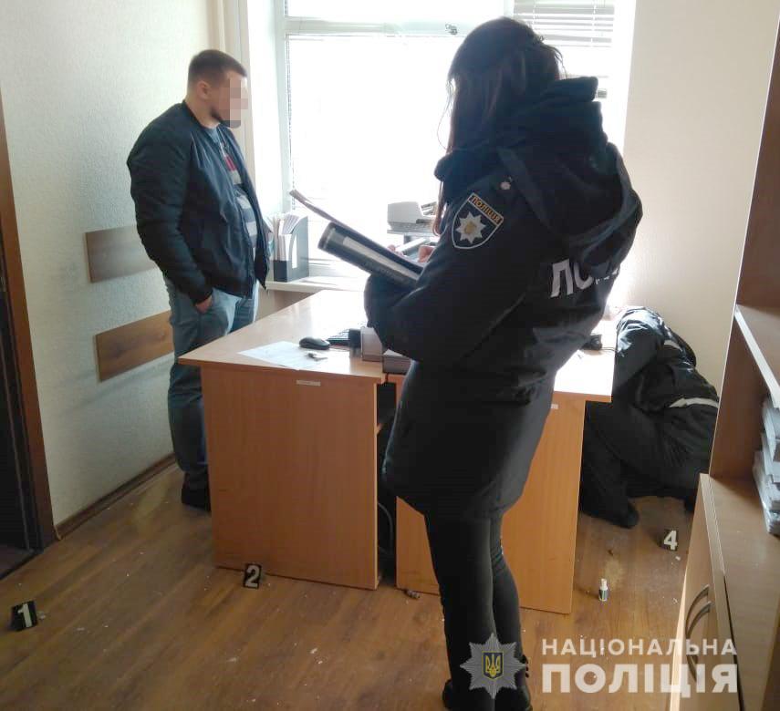 Ð’ ÐšÐ¸ÐµÐ²Ðµ Ð¾Ð±ÑÑ‚Ñ€ÐµÐ»ÑÐ»Ð¸ Ð·Ð´Ð°Ð½Ð¸Ðµ Ð“Ð¾Ð»Ð¾ÑÐµÐµÐ²ÑÐºÐ¾Ð³Ð¾ ÑÑƒÐ´Ð°