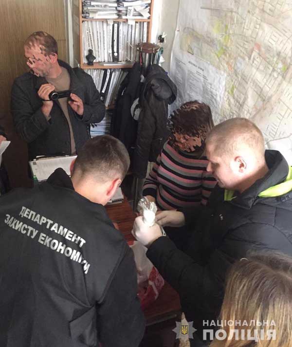 4V dqxikeidqxiqxxant