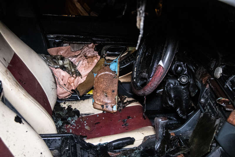 У BMW 5 ÑаÑÑиÑно вÑгоÑел Ñалон