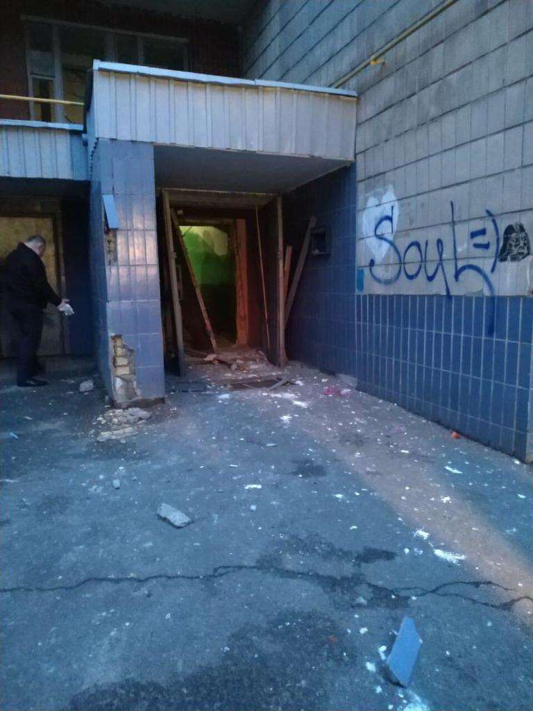 ÐÑнеÑло двеÑи и окна: в Ðиеве пÑогÑемел моÑнÑй взÑÑв в жилом доме dqxikeidqxiqqeant