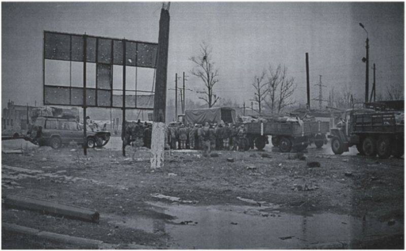 Дебальцево. Личный состав батареи с техникой в районе г. Славянск Донецкой области в день самовольного оставления позиций dqxikeidqxitkant