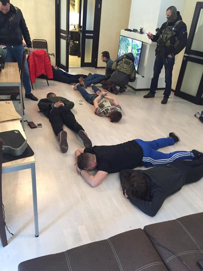 Проведена наиболее результативная антинаркотическая операция ГПУ и СБУ, изъято около $10 млн наличными, - Луценко 01 Проведена наиболее результативная антинаркотическая операция ГПУ и СБУ, изъято около $10 млн наличными, - Луценко 01 dqxikeidqxitkant