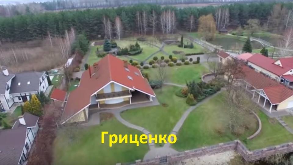 Виллы кандидатов: в сети высмеяли ’жлобские’ вкусы политиков – ФОТО - 178053 Виллы кандидатов: в сети высмеяли ’жлобские’ вкусы политиков – ФОТО - фото 178053