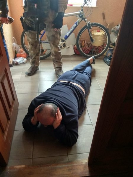 СБУ и КОРД задержали Вано Надирадзе 01 СБУ и КОРД задержали Вано Надирадзе 01 dqxikeidqxiqqeant