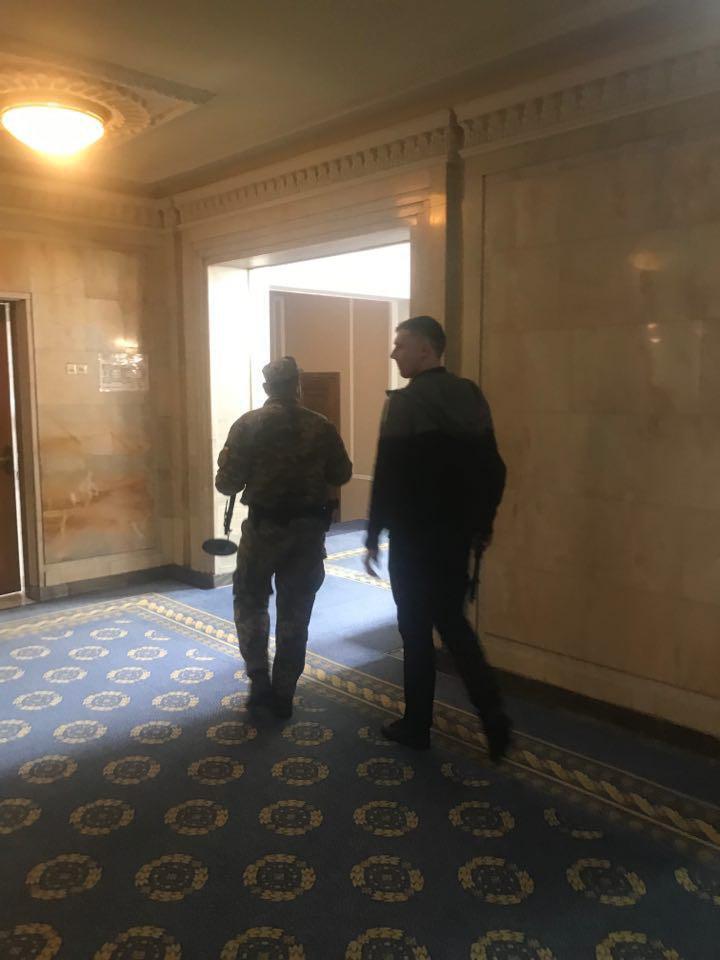 ÐŸÐ¾Ð»Ð¸Ñ†Ð¸Ñ Ð¸Ñ‰ÐµÑ‚ Ð² Ð’Ð  Ð±Ð¾Ð¼Ð±Ñƒ