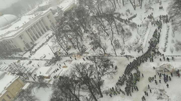 На данном изображении может находиться: небо и на улице dqxikeidqxiqqeant