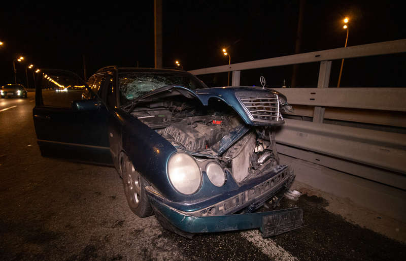    Mercedes    dqxikeidqxiqqeant