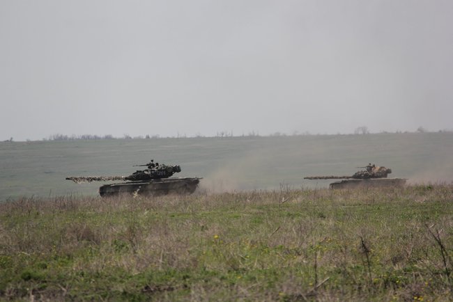 Украинские воины в ходе учений уничтожили вражеский десант на Приазовье 02 Украинские воины в ходе учений уничтожили вражеский десант на Приазовье 02