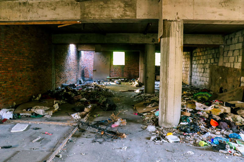 Тело лежало внÑÑÑи недоÑÑÑоенного забÑоÑенного Ð·Ð´Ð°Ð½Ð¸Ñ dqxikeidqxiqqeant