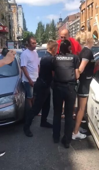 Задержание женщины dqxikeidqxiqqeant