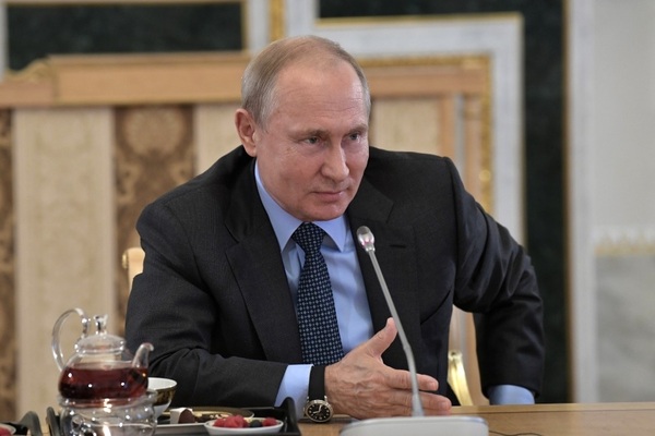 Владимир Путин на встрече с руководителями ведущих мировых информационных агентств dqxikeidqxiqqeant