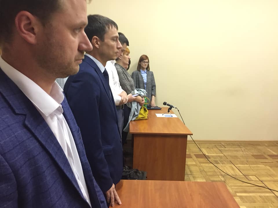 На данном изображении может находиться: 4 человека, в помещении