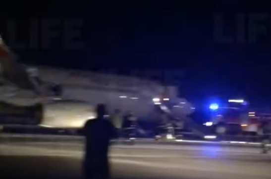 Boeing 737   dqxikeidqxitkant