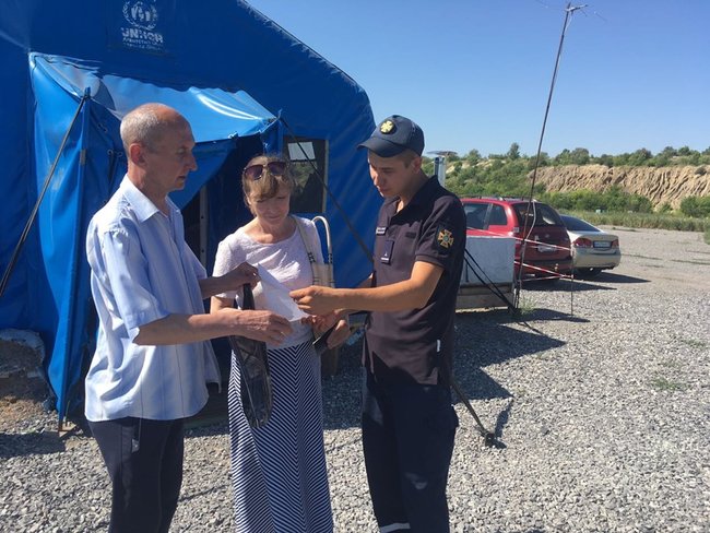 Пиротехники показали, чем заминированы территории в зоне ООС 07 Пиротехники показали, чем заминированы территории в зоне ООС 07