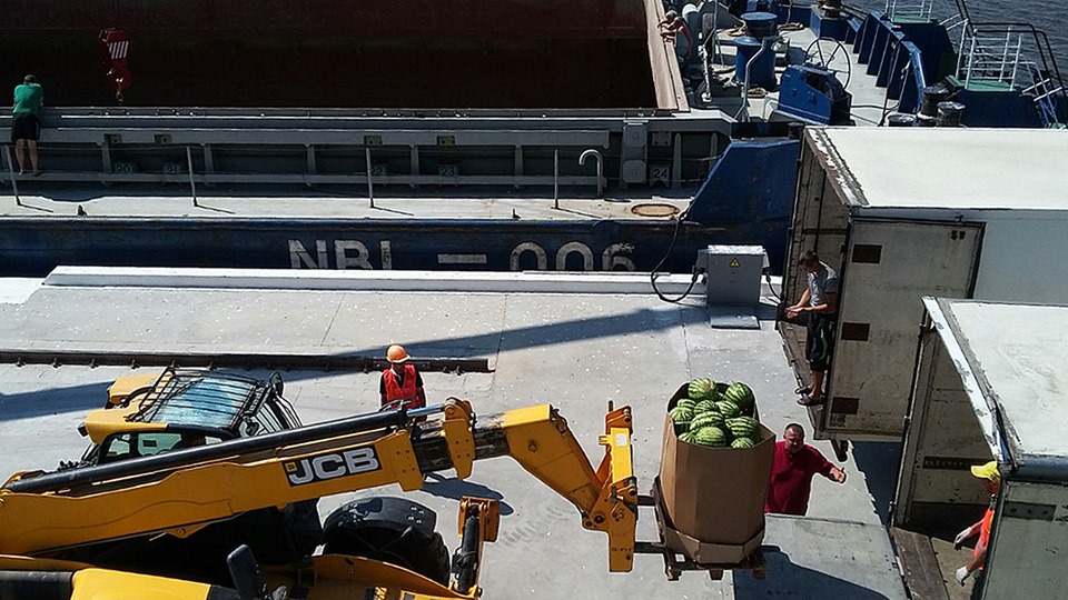 ÐÑбÑÐ·Ñ Ð¿ÑибÑли из ХеÑÑона на ÐиевÑинÑ. ФоÑо: "ÐибÑлон"