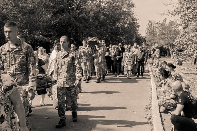 Ð¡ Ð¿Ð¾Ð³Ð¸Ð±ÑˆÐ¸Ð¼ Ð½Ð° Ð”Ð¾Ð½Ð±Ð°ÑÑÐµ Ð¼Ð¾Ñ€Ð¿ÐµÑ…Ð¾Ð¼ ÐÐ¸ÐºÐ¾Ð»Ð°ÐµÐ¼ ÐžÐ±ÑƒÑ…Ð¾Ð²ÑÐºÐ¸Ð¼ Ð¿Ñ€Ð¾ÑÑ‚Ð¸Ð»Ð¸ÑÑŒ Ð½Ð° ÐÐ¸ÐºÐ¾Ð»Ð°ÐµÐ²Ñ‰Ð¸Ð½Ðµ 03