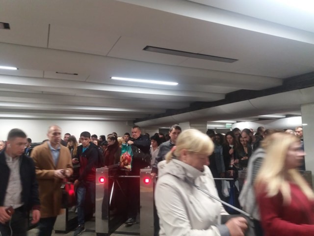 Ðавка на ÑÑанÑии меÑÑо «СвÑÑоÑин». ФоÑо: «СегоднÑ»