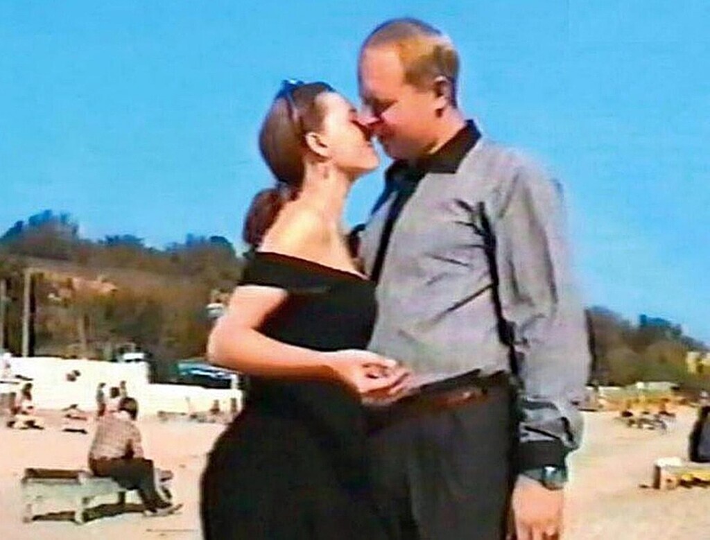 Как Олаф Шварцкопф разорился и стал зарабатывать на болезни Анастасии Заворотнюк dqxikeidqxiqqeant