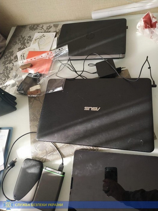 Силовики блокували масштабний рейдерський механізм банди чорних реєстраторів. ФОТО