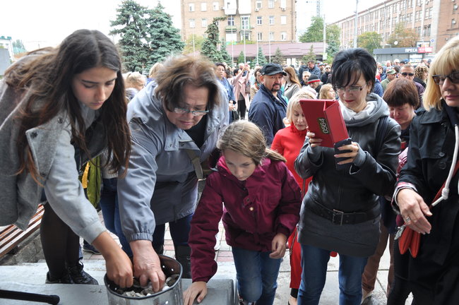 Марш в память о жертвах массовой казни в Бабьем яру состоялся в Киеве 02