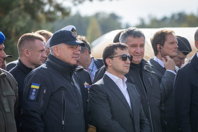 Зеленский принял участие в учениях органов МВД 03 Зеленский принял участие в учениях органов МВД 03