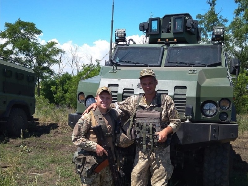 На Донбассе погиб Андрей Батин dqxikeidqxitkant