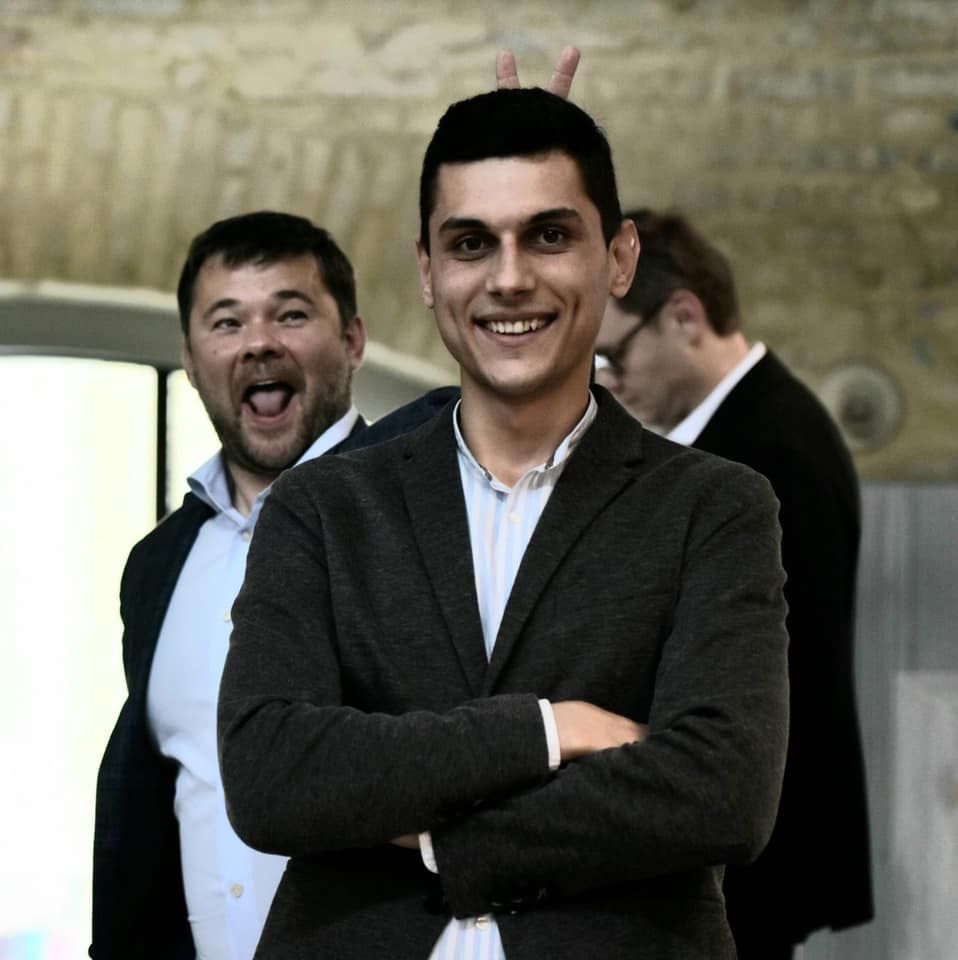    - . : facebook.com/olesia.medvedieva