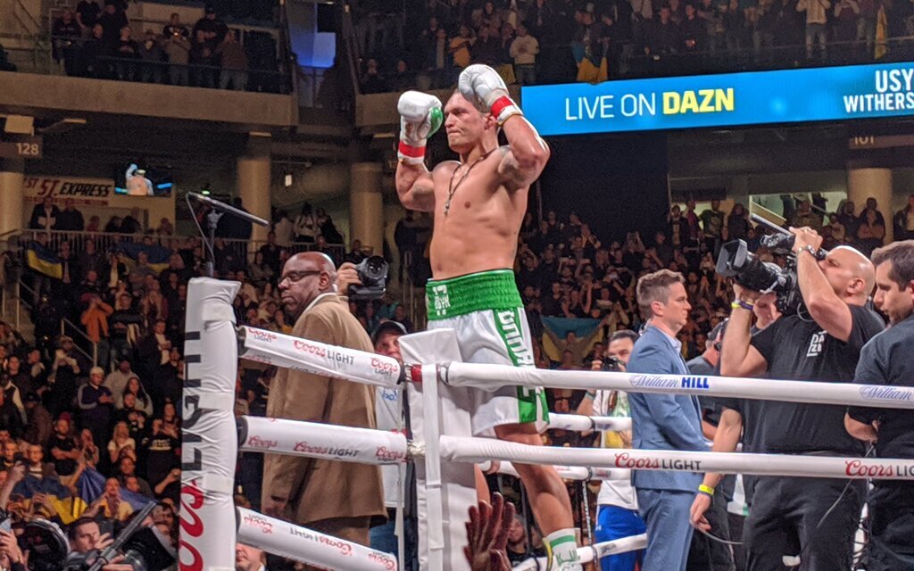 Усик исторической победой дебютировал в супертяжах dqxikeidqxitkant