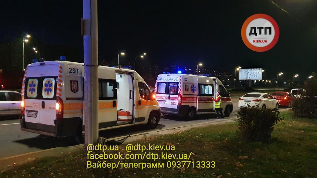 ДТП в Киеве со скорой
