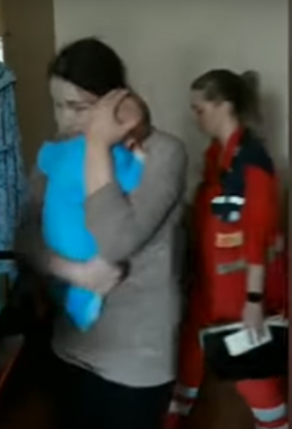 Полиция вернула матери украденного ребенка dqxikeidqxitkant