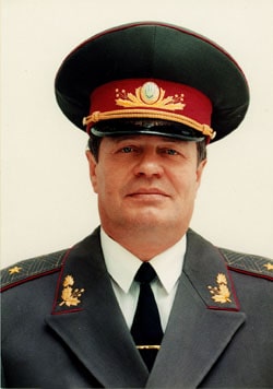 Василий Нимченко: карманный адвокат и штатный пропагандист путинского кума dqxikeidqxitkant