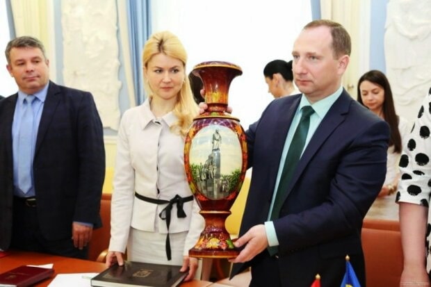 Юлия Светличная: история харьковского губернатора-содержанки