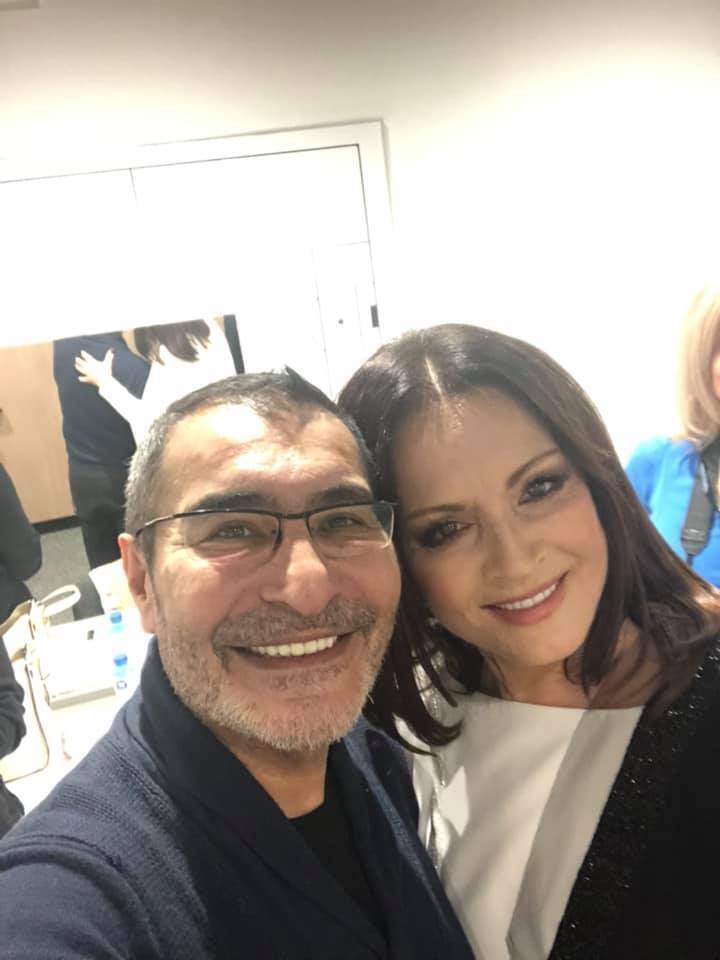 "Ватная шушера обосралась": Артур Гаспарян сказал Софии Ротару "ласково просимо в Росію" dqxikeidqxiqqeant