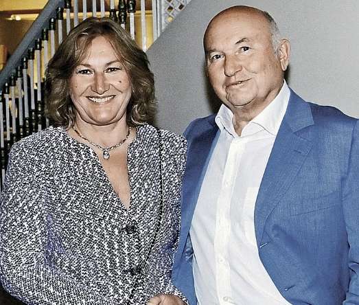 Владимир Путин и Юрий Лужков dqxikeidqxiqqeant