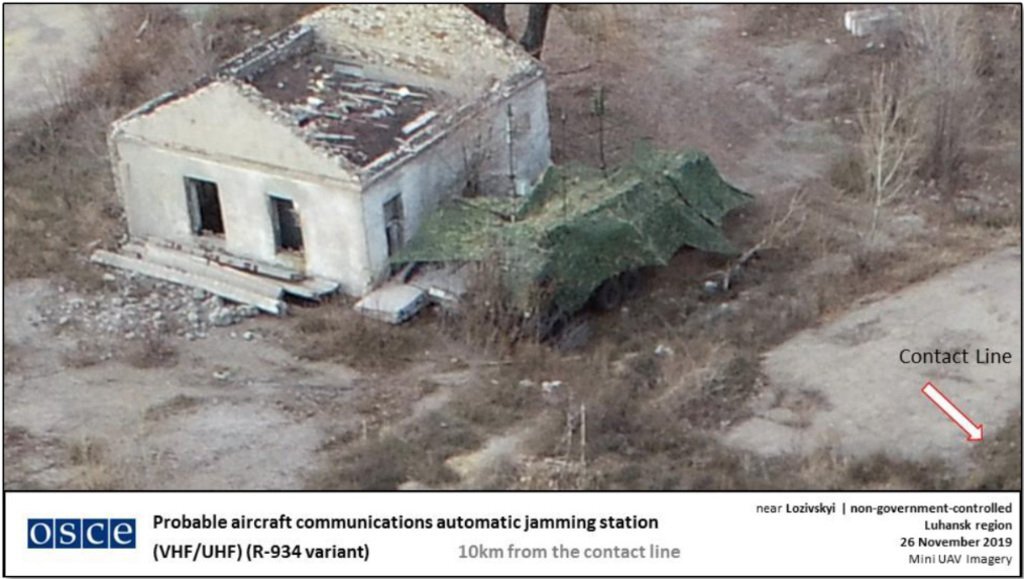 Россия перебросила военную технику на Донбасс dqxikeidqxiqqeant