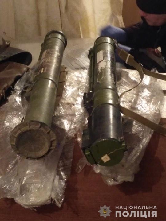 Задержан злоумышленник, стрелявший в экипаж полиции в Яготине 11 декабря 03 Задержан злоумышленник, стрелявший в экипаж полиции в Яготине 11 декабря 03