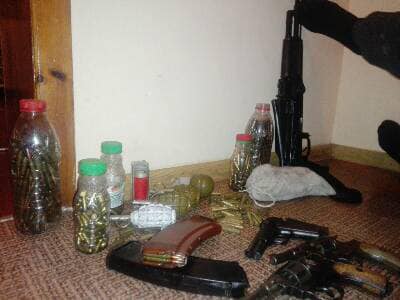 Задержан злоумышленник, стрелявший в экипаж полиции в Яготине 11 декабря 05 Задержан злоумышленник, стрелявший в экипаж полиции в Яготине 11 декабря 05