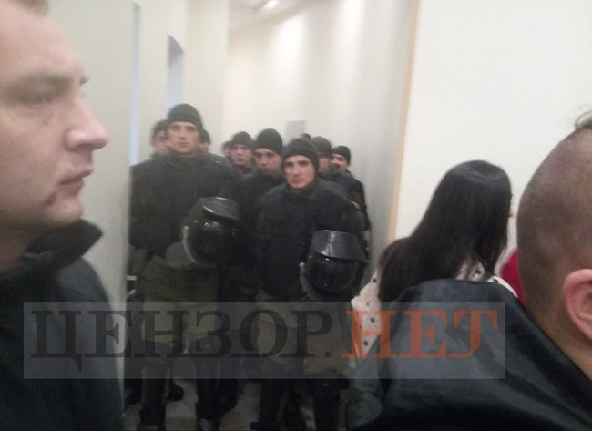 Судья ограничил доступ прессе и слушателям на заседание по апелляции Антоненко 01 Судья ограничил доступ прессе и слушателям на заседание по апелляции Антоненко 01 dqxikeidqxiqqeant