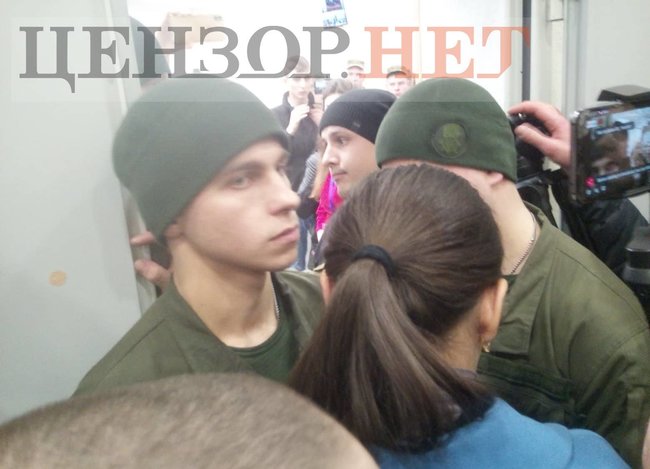 Судья ограничил доступ прессе и слушателям на заседание по апелляции Антоненко 05 Судья ограничил доступ прессе и слушателям на заседание по апелляции Антоненко 05