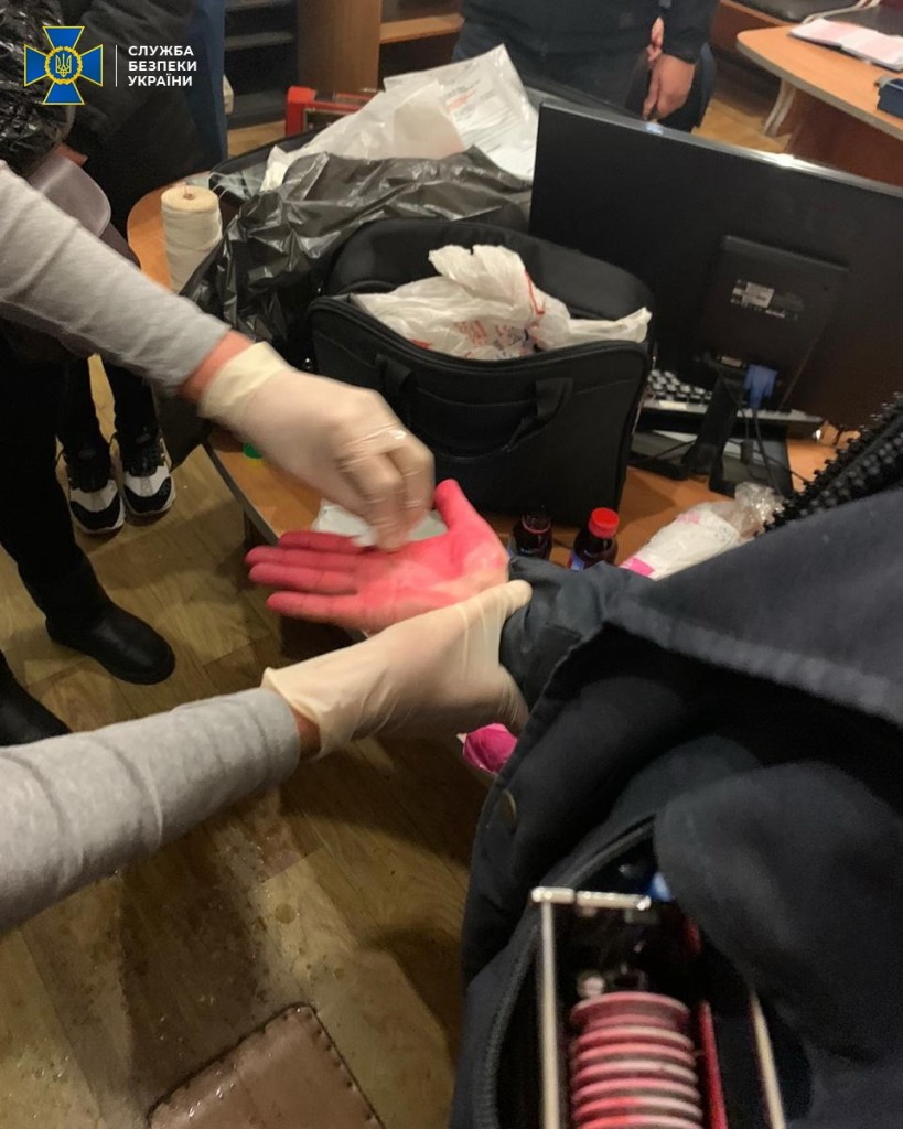       ,    dqxikeidqxiqxxant